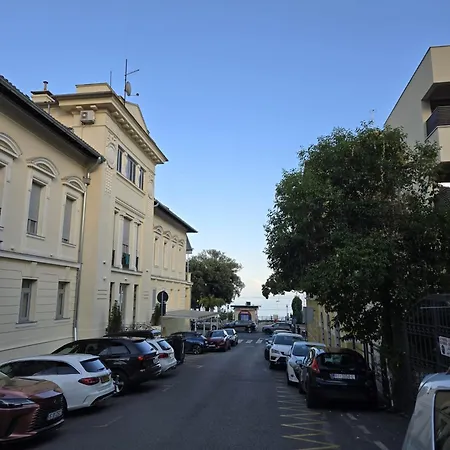 Daire Kamelija - Center Minute To The Opatija