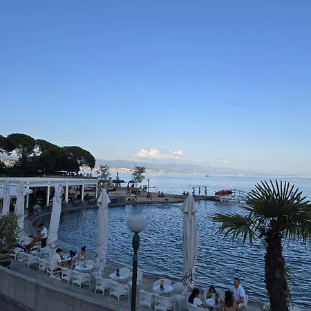 Kamelija - Center Minute To The דירה