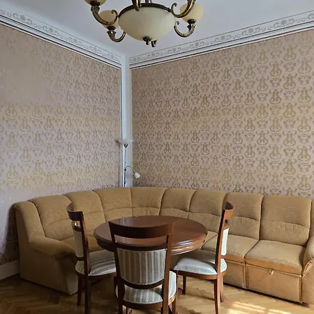 Kamelija - Center Minute To The דירה